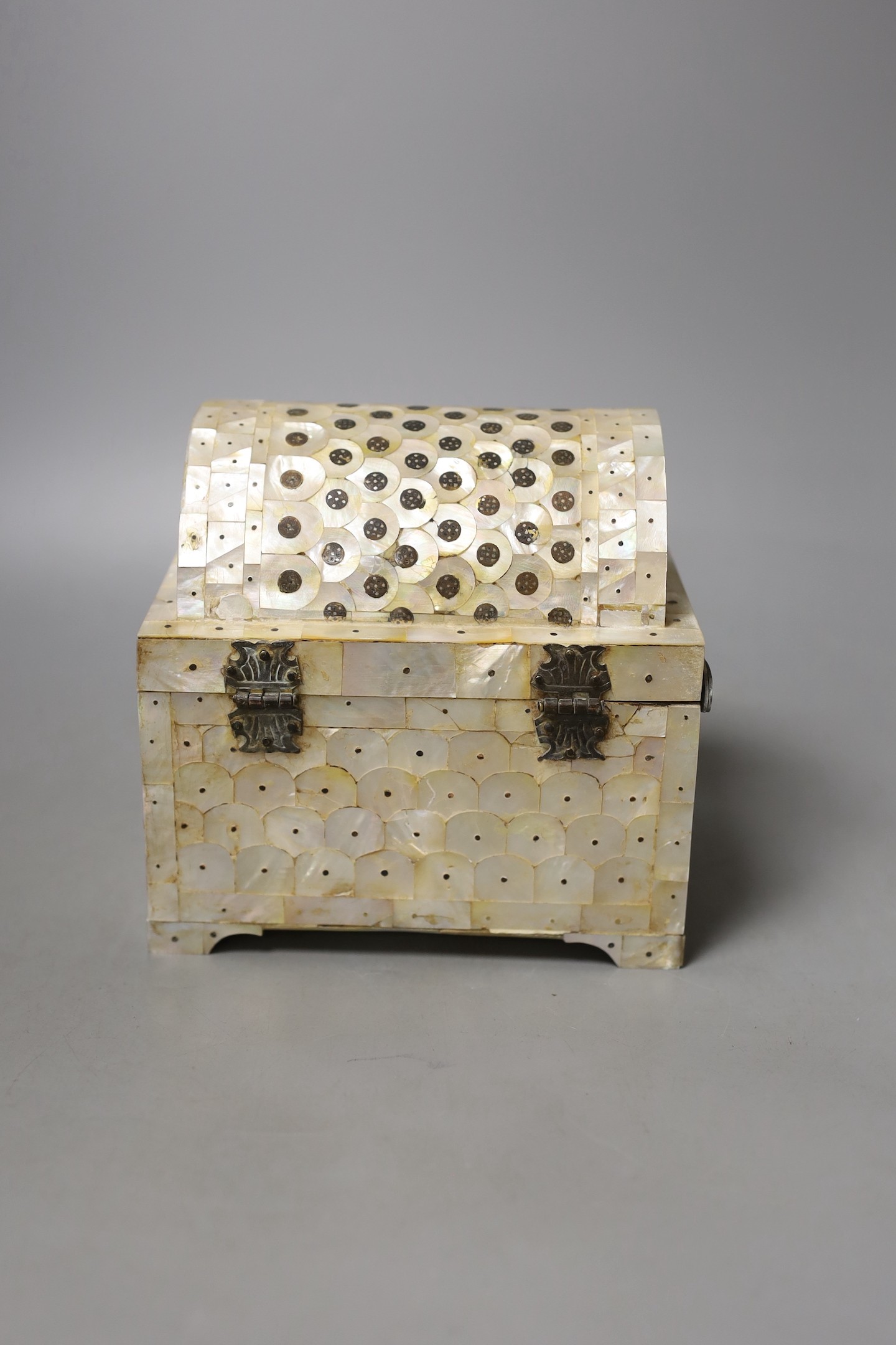 An Indian Goanese mother of pearl casket, 14.5 cms high.